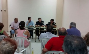 Vecinos y autoridades intercambiaron miradas sobre la seguridad en Villa Ramallo