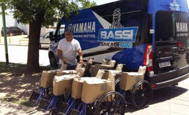 Donaron camillas y sillas de ruedas al Gomendio