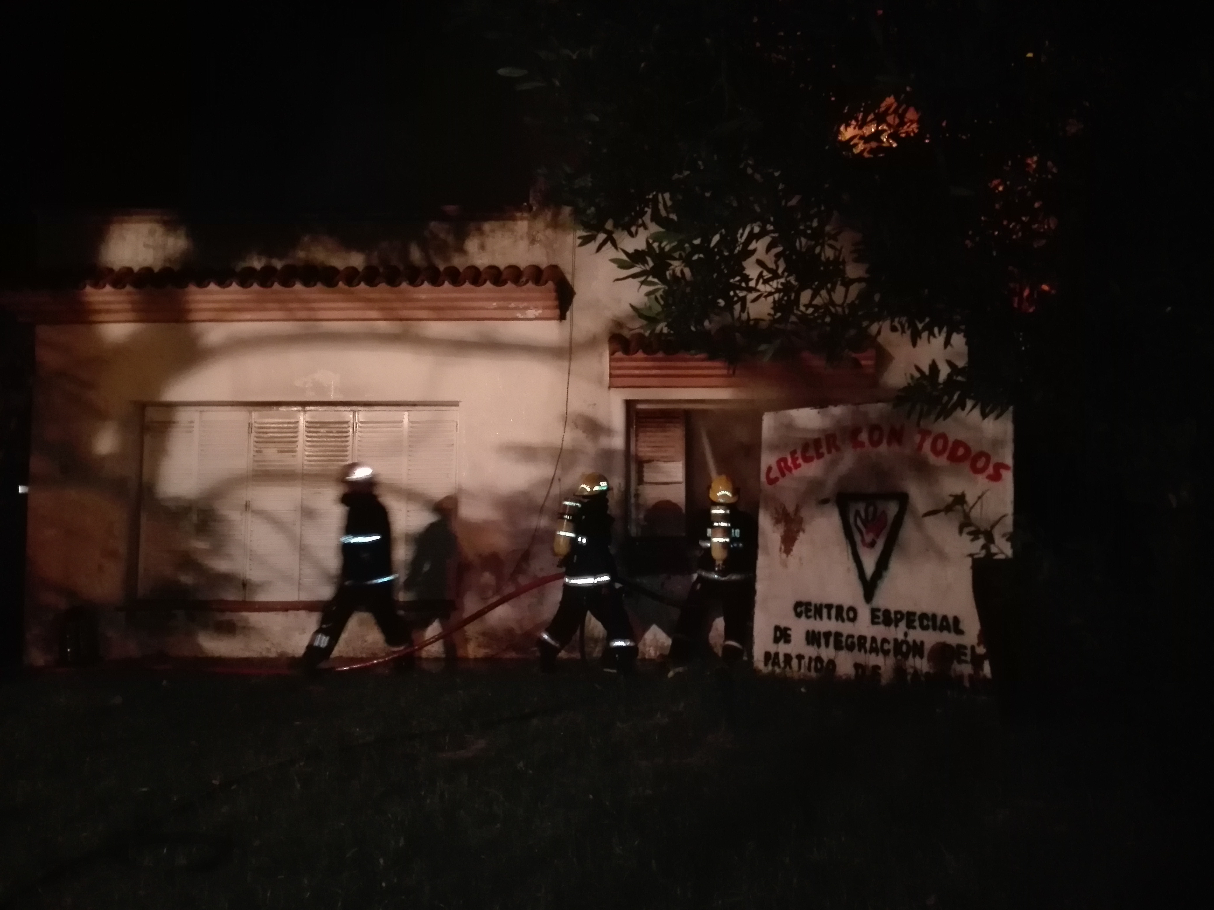 Se incendió Crecer con Todos