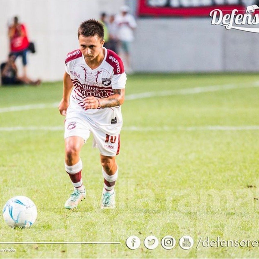 Defensores recibe a Sarmiento de Resistencia