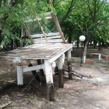 Las lluvias destruyeron el complejo Cascadas Manantiales