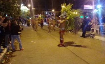 Con menos gente pero sin incidentes se desarrollaron los corsos el domingo