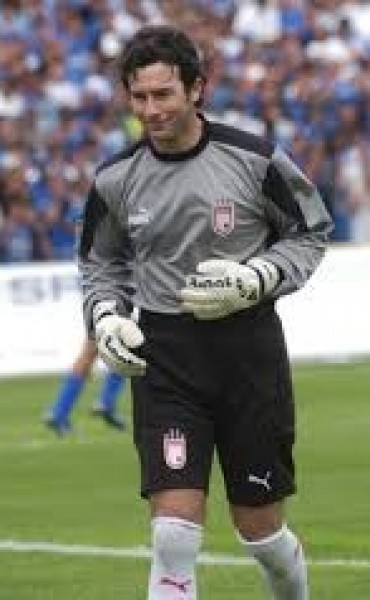 José Pablo Burtovoy de la Fundación “El Futbolista” visitó al plantel granate