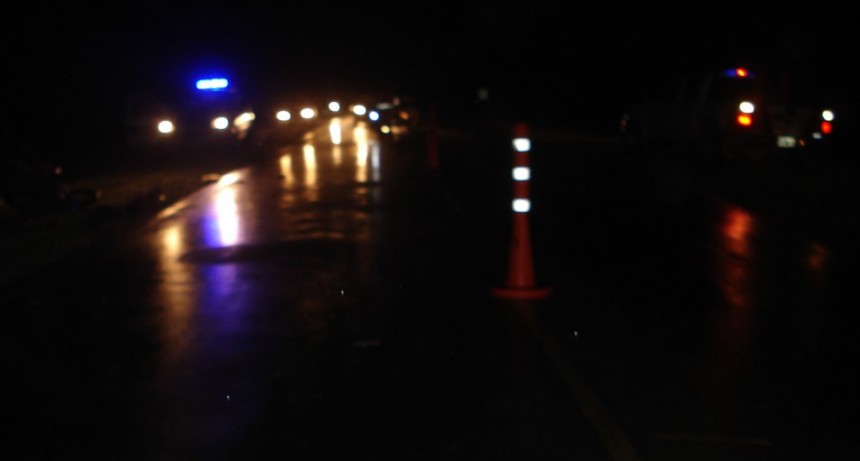 Accidente fatal en el camino de la costa en el tramo interno cerca de la empresa Loma Negra