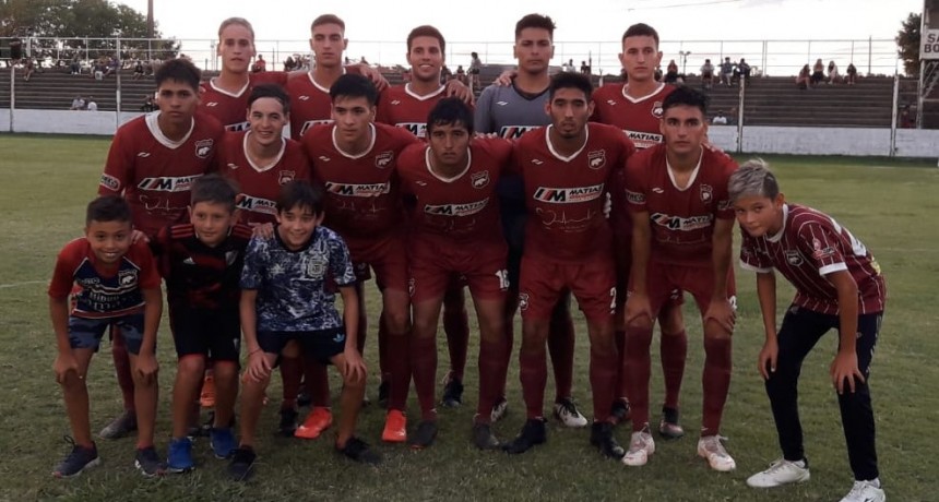 Defensores derrotó a La Emilia y sigue en la punta