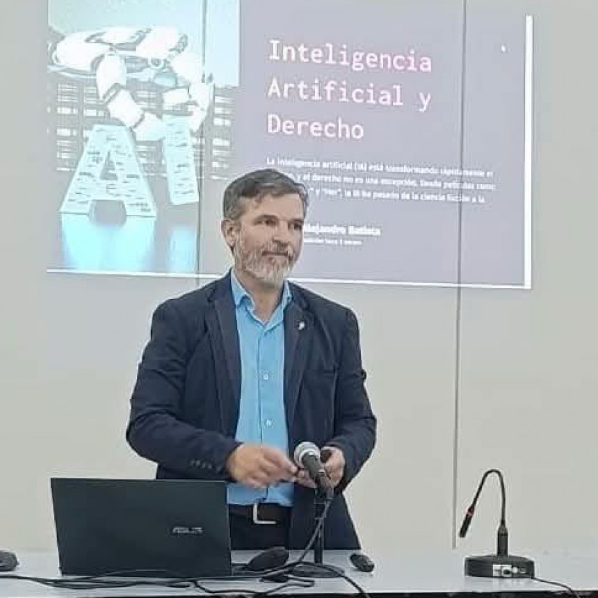 Una clase pionera: la inteligencia artificial llega a las aulas de la UNLP