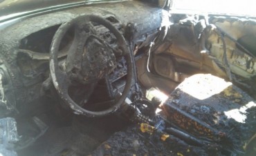 Se incendió un patrullero