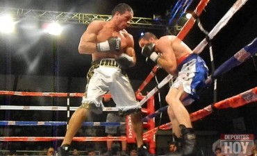 El “Gallo” Pucheta perdió por puntos en una buena pelea