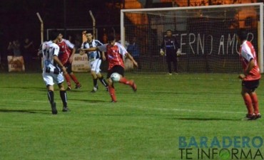 Matienzo no aprovecho su momento y perdió con Atlético Baradero 