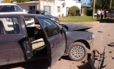 AHORA: CHOQUE EN AV DUSSO Y SILVA - VILLA RAMALLO