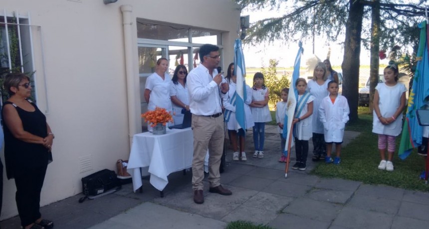 El Intendente Perie estuvo presente en el inicio del ciclo lectivo en la Escuela  13