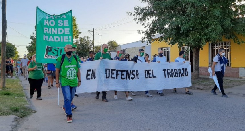 La semana terminó con marchas y reclamos en Pérez Millán