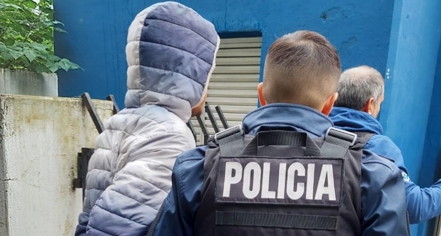 Dos detenidos tras robar en una vivienda en Pérez Millán