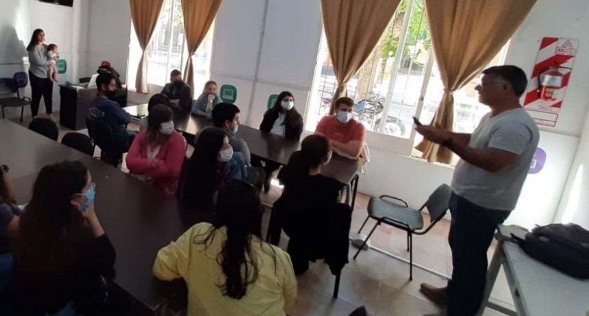 Comenzó la Tecnicatura Universitaria en Química 2022