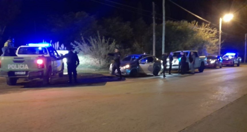 Tenencia de marihuana, resistencia a la autoridad y detención 