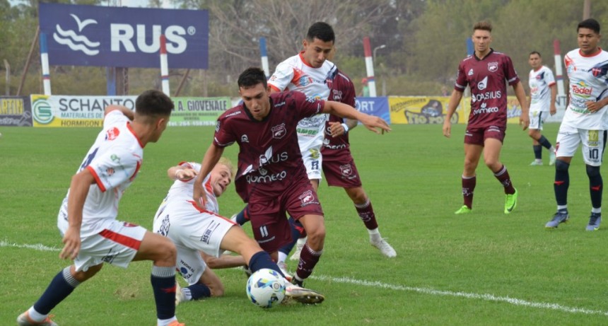 Federal A: En un partidazo Defensores igualó con DePro 3 a 3  