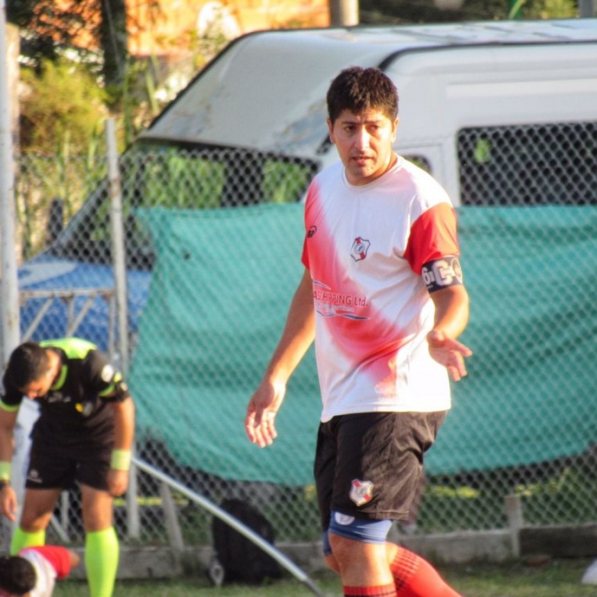 Matienzo recibe a Otamendi de Campana por la Copa de Clubes