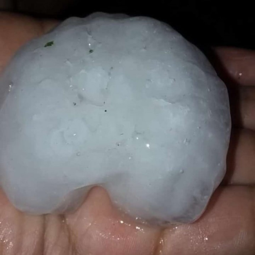 Villa Ramallo registró 52 mm de lluvia con intensas ráfagas de viento; JB Molina, Santa Fe, afectada por piedras congeladas