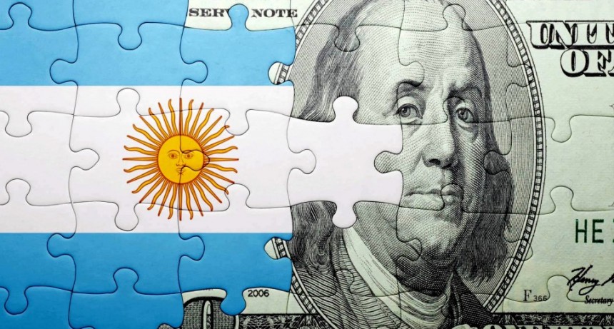 Hacia una economía dolarizada: el plan del gobierno y el acuerdo con el FMI