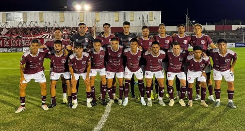 Torneo Federal A: Defensores se trajo un buen punto, debieron ser tres