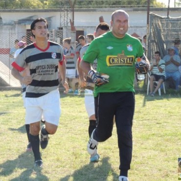 Matienzo ganó y es puntero Social fue goleado por Somisa