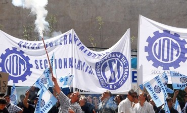 UOM acordó un aumento salarial del 18% por abril