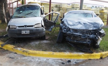 Violento accidente en Villa Ramallo