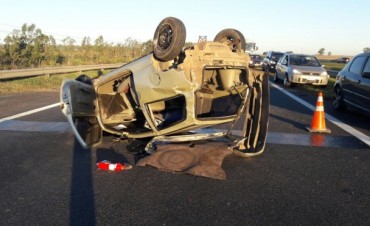 Intensa labor de bomberos