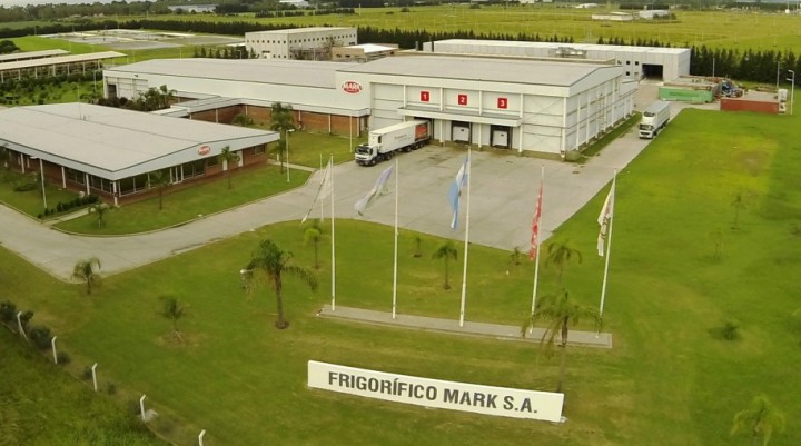 Vuelve a operar el frigorífico de Pollos