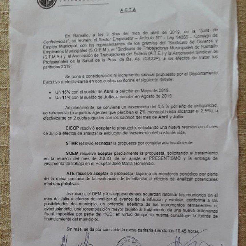 Por mayoría los gremios aceptaron el aumento salarial