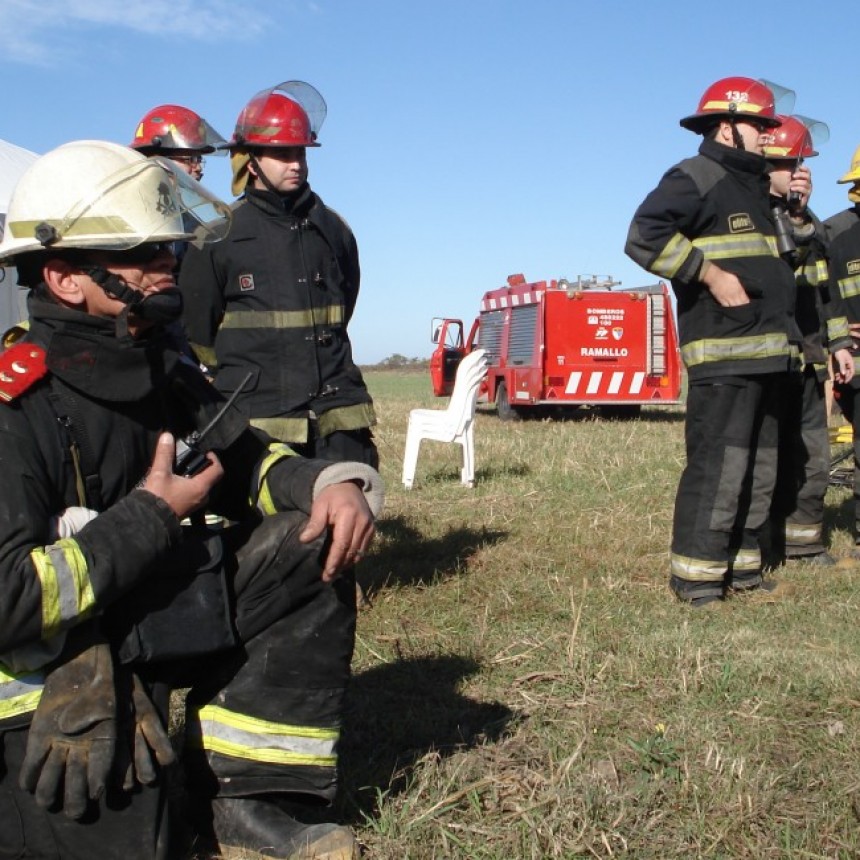 Intervención de Bomberos Voluntarios