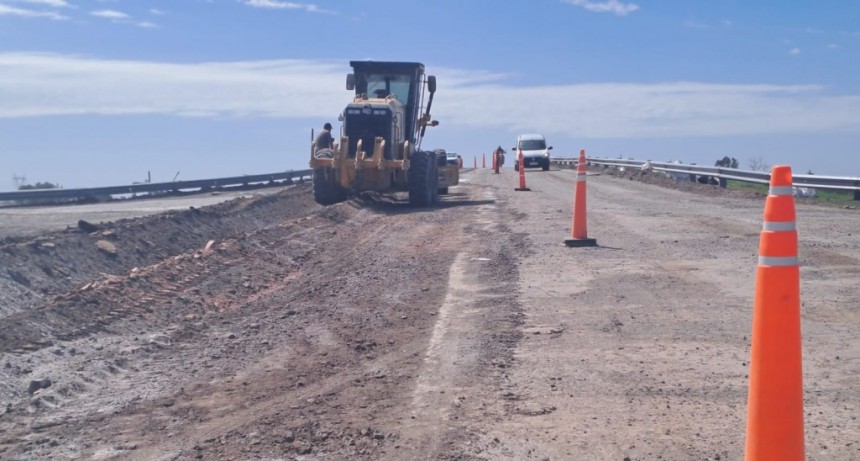 Comenzó la reparación del acceso de Villa General Savio, una obra esperada para la localidad y el tránsito pesado