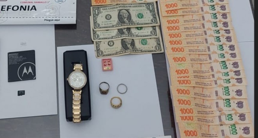 En siete allanamientos detuvieron a dos personas, secuestraron dólares, pesos y un arma de fuego