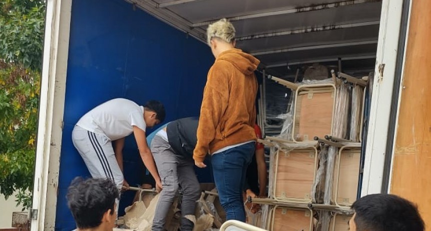 Educación: Cinco escuelas de Ramallo recibieron bancos y sillas nuevas 