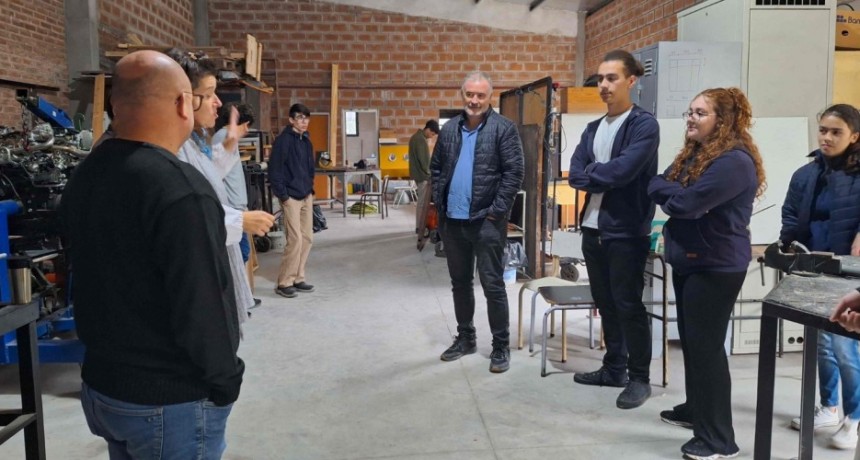 Apoyo municipal a la educación técnica en la localidad de Pérez Millán