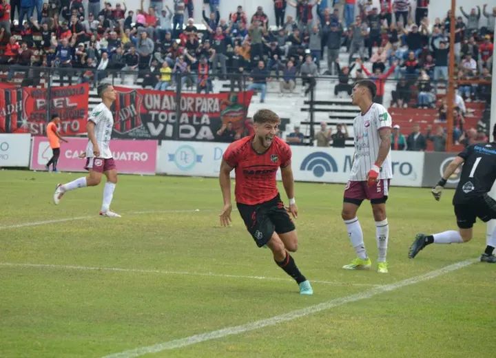 Torneo Federal A: Defensores perdió el invicto con Douglas