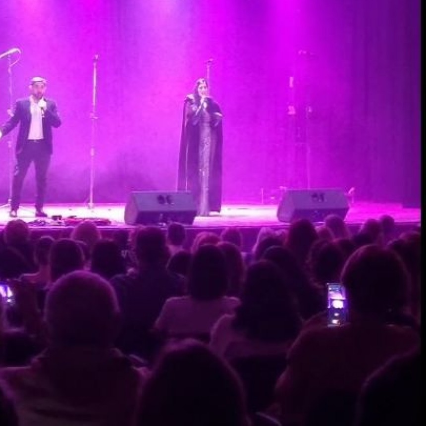 Luz Despósito deslumbró en el Auditorio Libertador de Villa Ramallo con una noche inolvidable