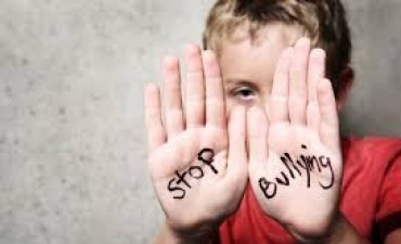 Intercambio y reflexión sobre bullying en Auditorio Libertador