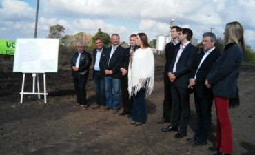 La Gobernadora eligió Ramallo para anunciar un ambicioso plan de obras y la repavimentación de la 51  