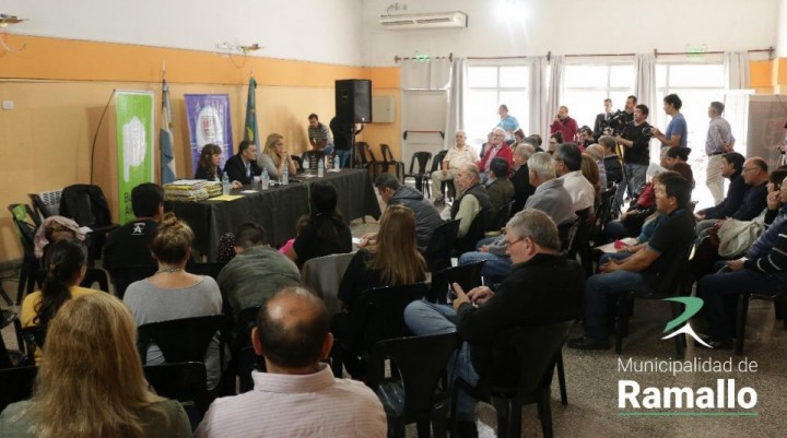 Acto de Firma y Entrega de Escrituras