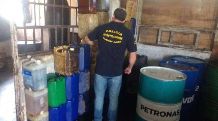 Dos detenidos por robo de combustible