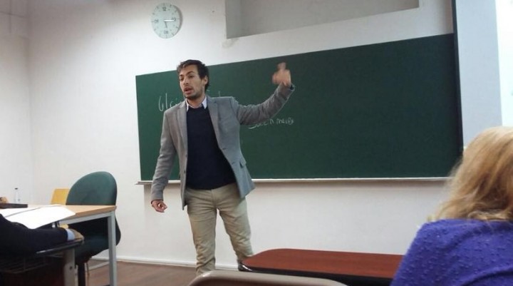 Franco Gatti disertará sobre: 