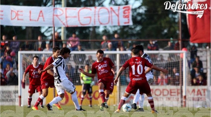 Defensores igualó con Gimnasia en el partido de ida