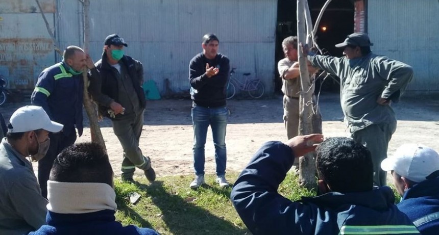 Recorrida por el corralón de Villa Ramallo