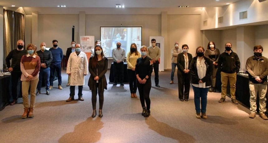 Intercambio de experiencias entre médicos de la región y médicos italianos