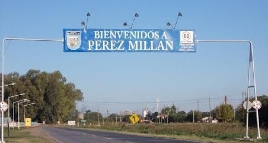 Miran con atención a Pérez Millán