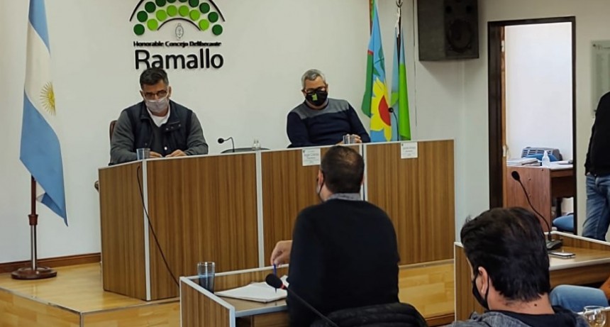 El Intendente Perie fue al concejo y pidió por la vacunación para los esenciales