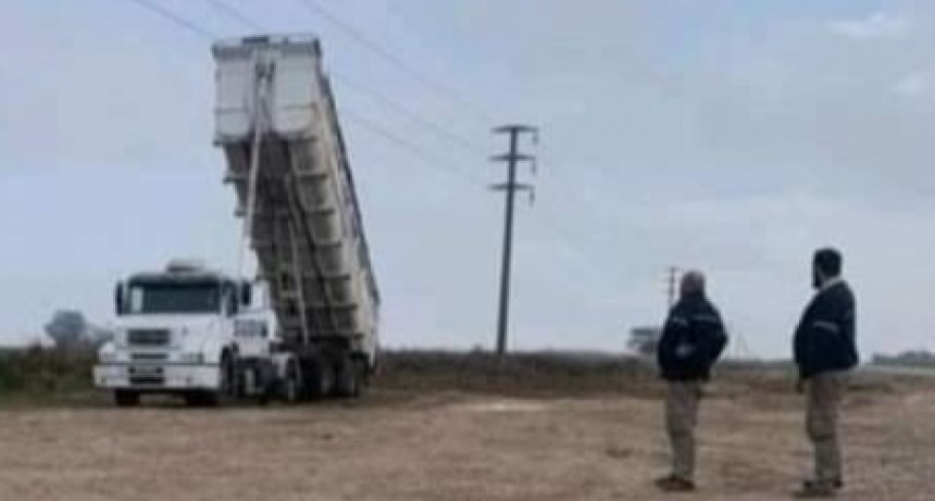 Descarga eléctrica sobre un camión