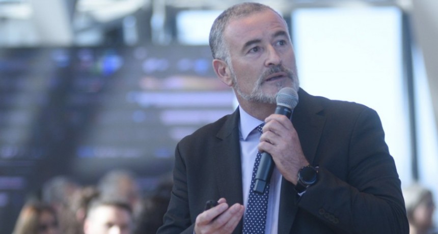 Mauro Poletti deshoja la margarita y evalúa su candidatura 