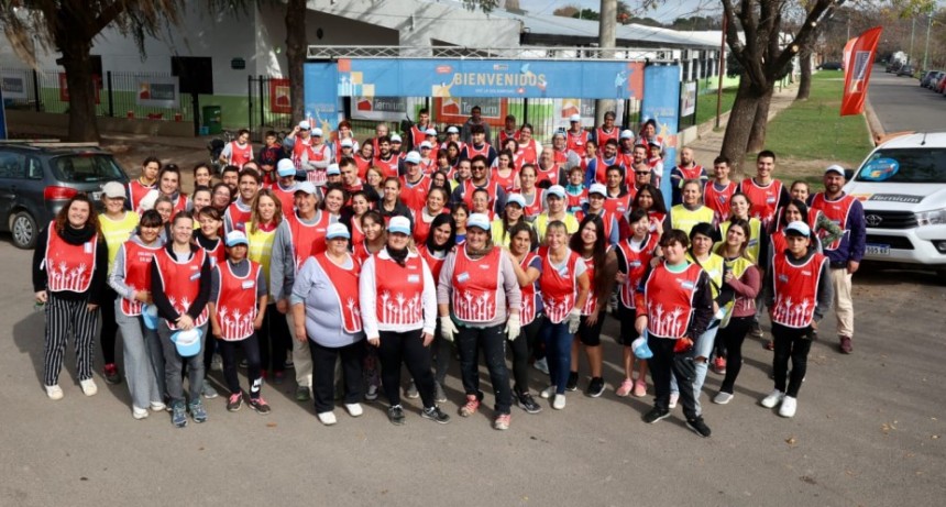 Más de 160 Voluntarios se unieron en el primer día para 